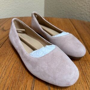 Naturalizer Maxwell beige taupe suede ballet flats